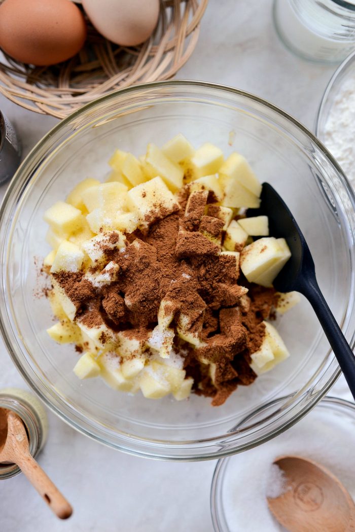 apples and cinnamon in a bowl