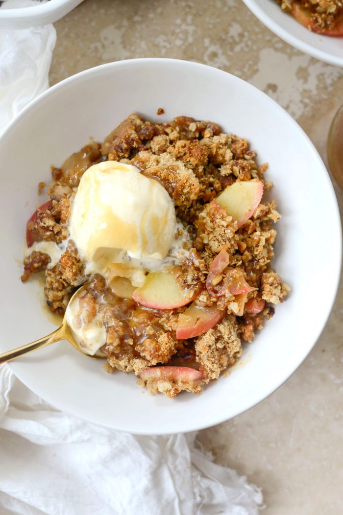 easy apple crisp with a gold spoon