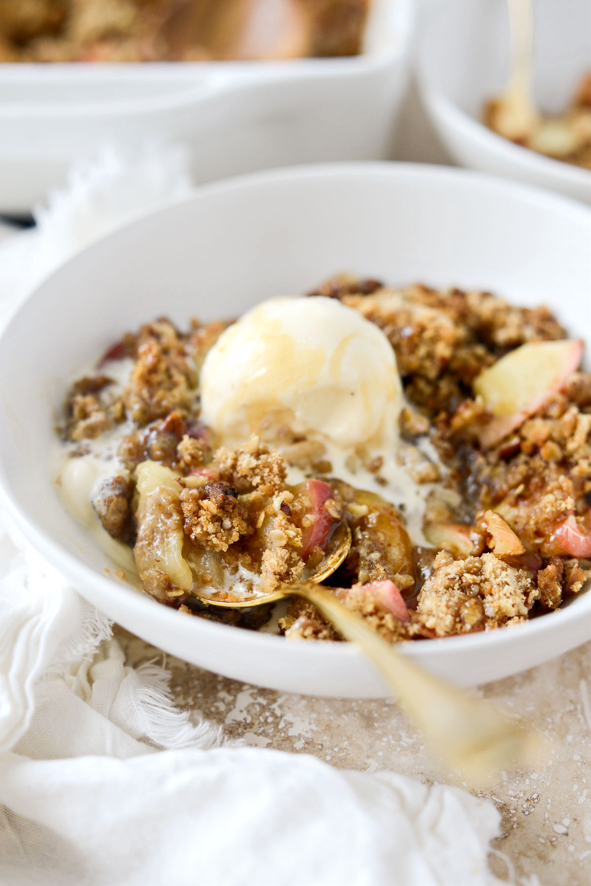 THE BEST AND EASIEST APPLE CRISP RECIPE visual data 6