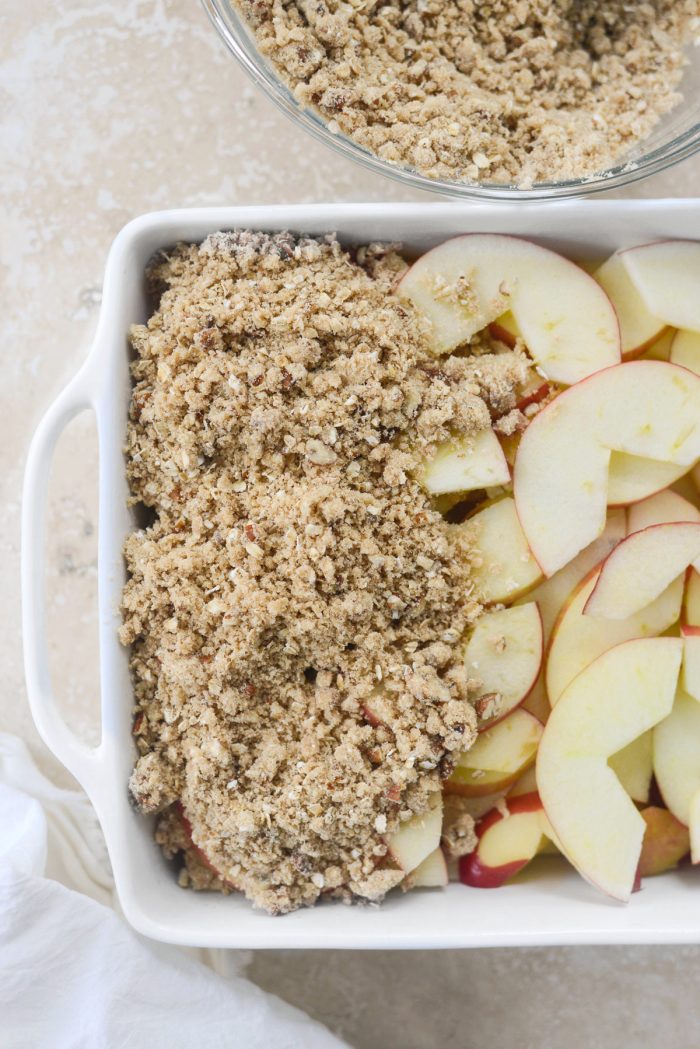 oat topping sprinkled over apples