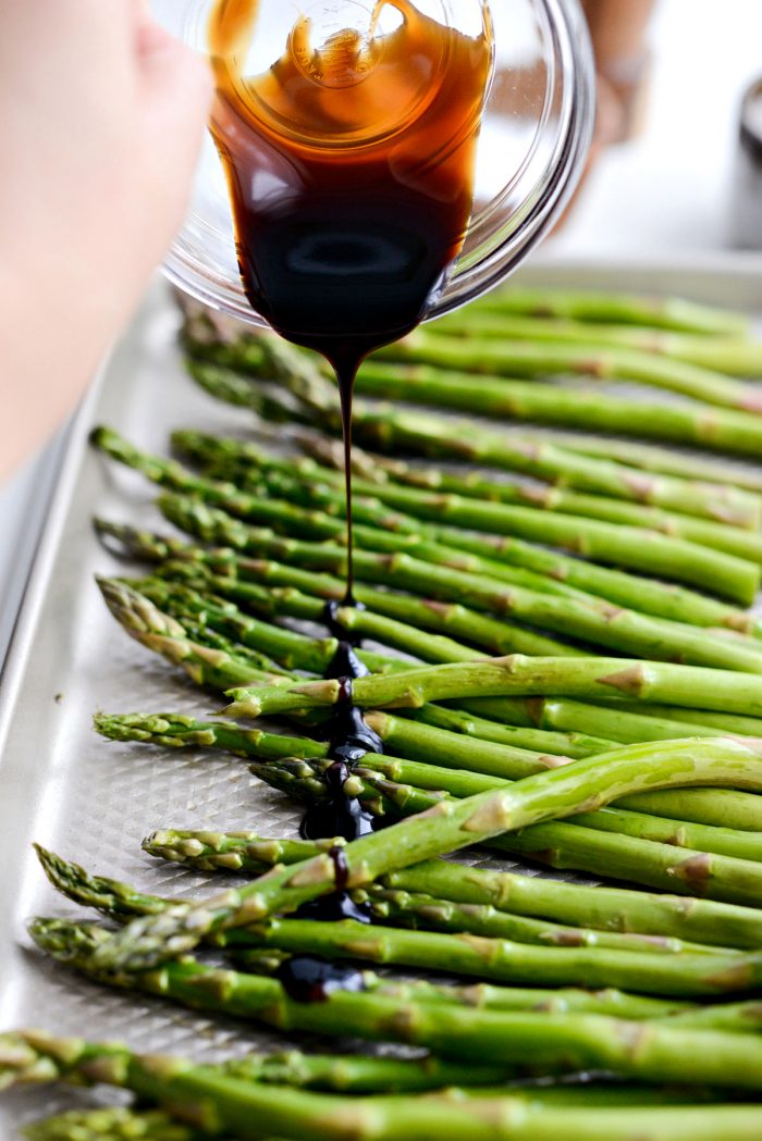 asparagus drizzled with balsamic glaze.