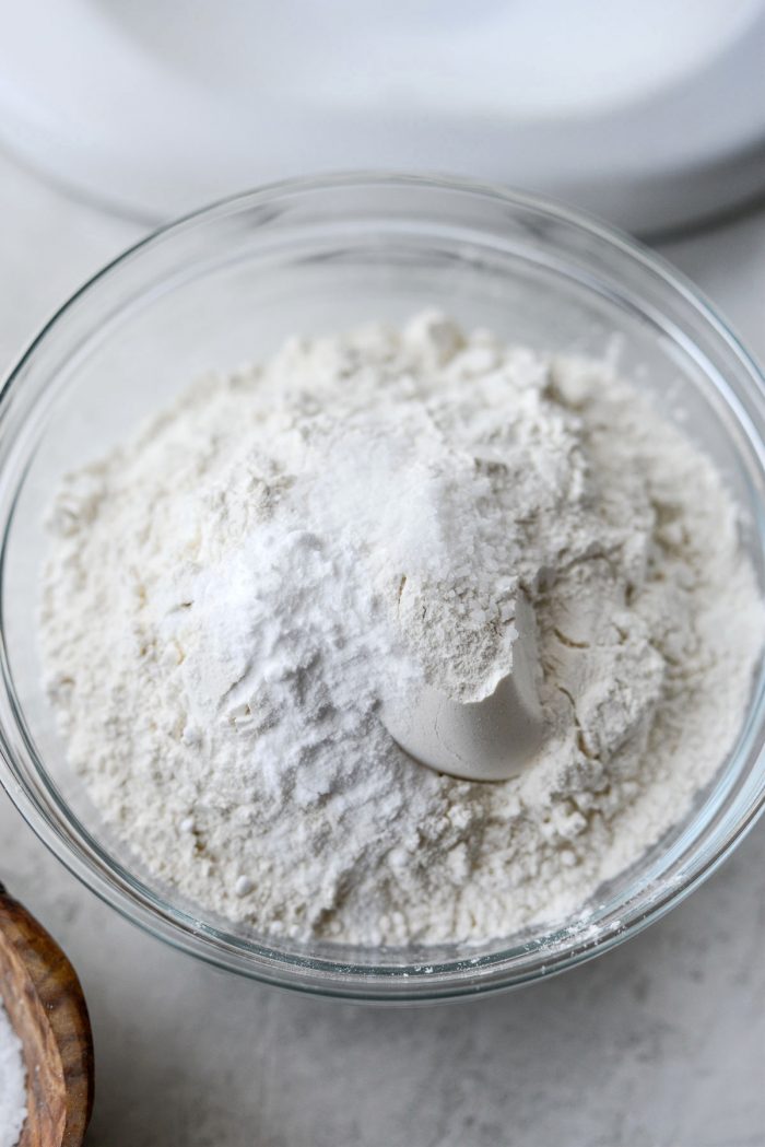 flour, salt and baking soda in a glass bowl.