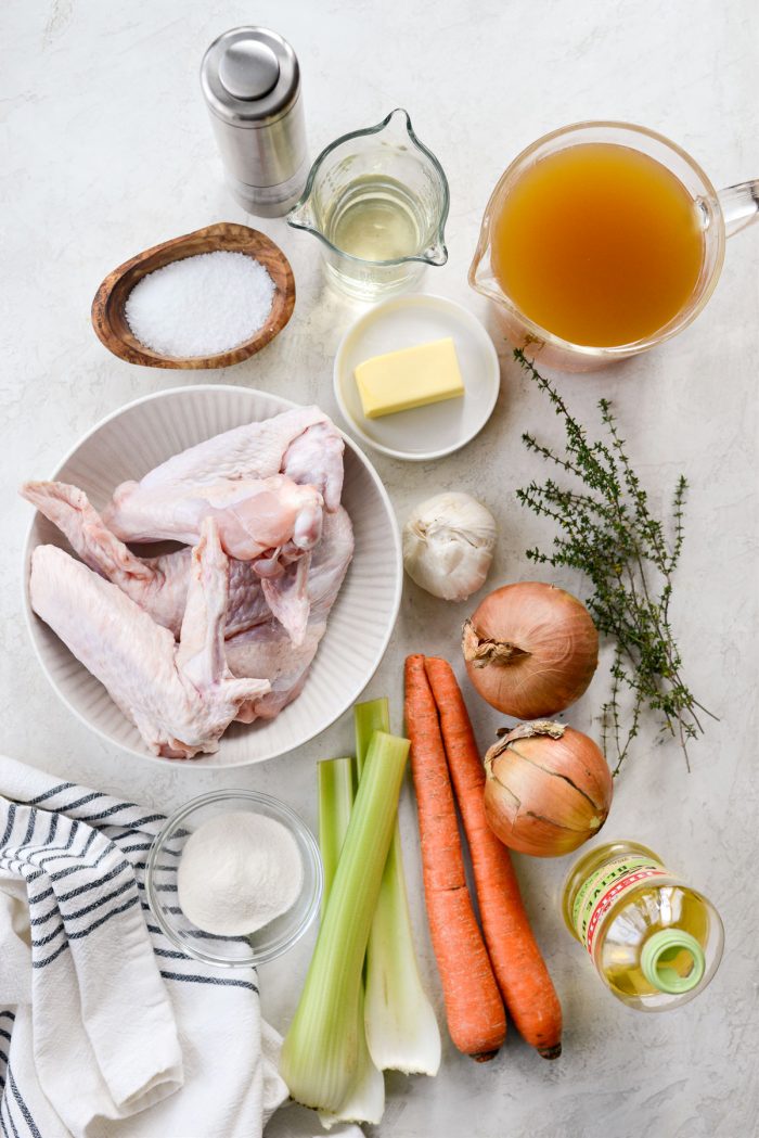 Make Ahead Turkey Gravy ingredients