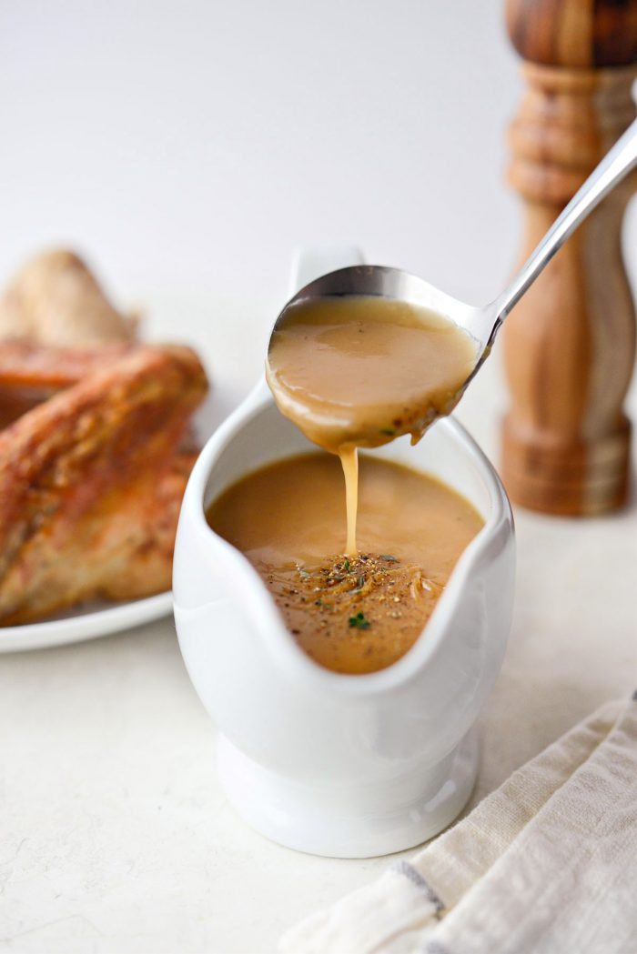 Make Ahead Turkey Gravy - Simply Scratch