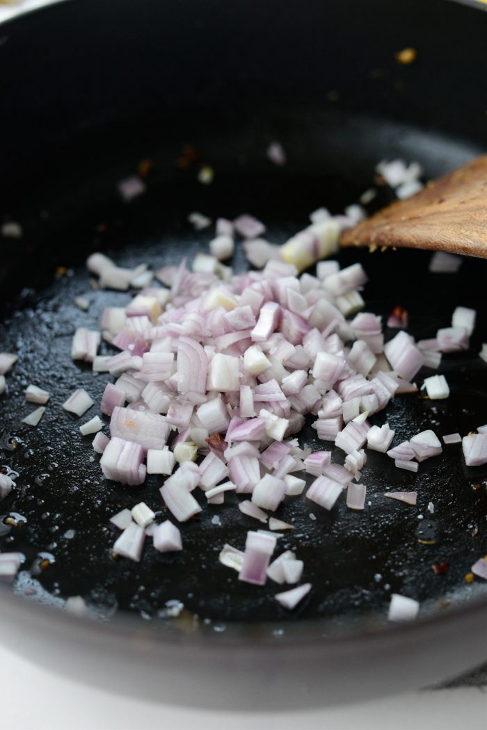 shallots in skillet