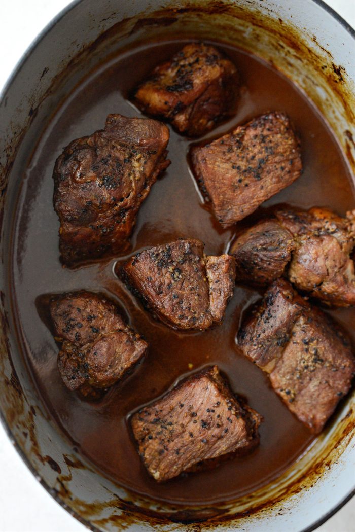 wine braised pork shoulder back into pot