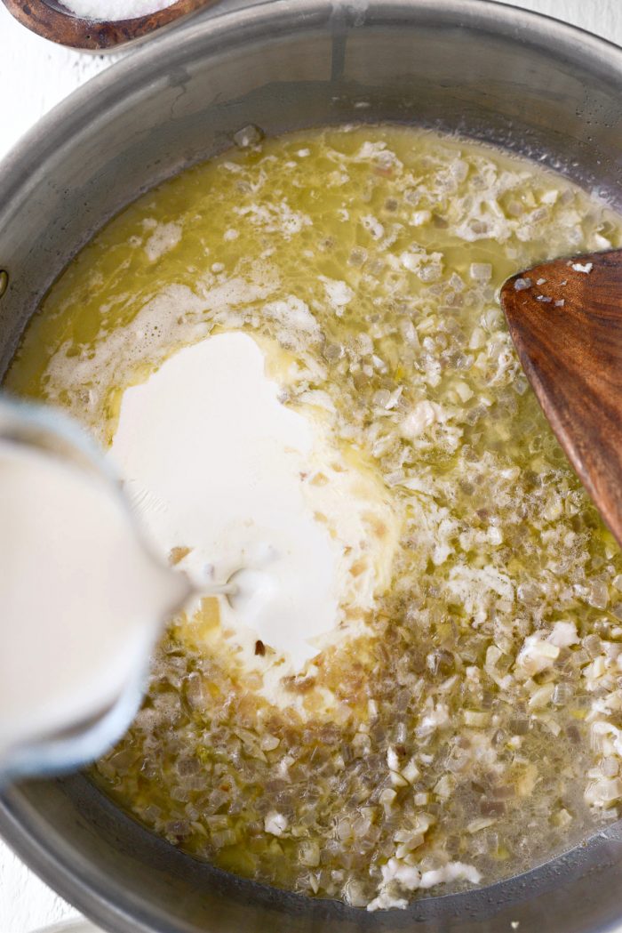 pour in heavy cream