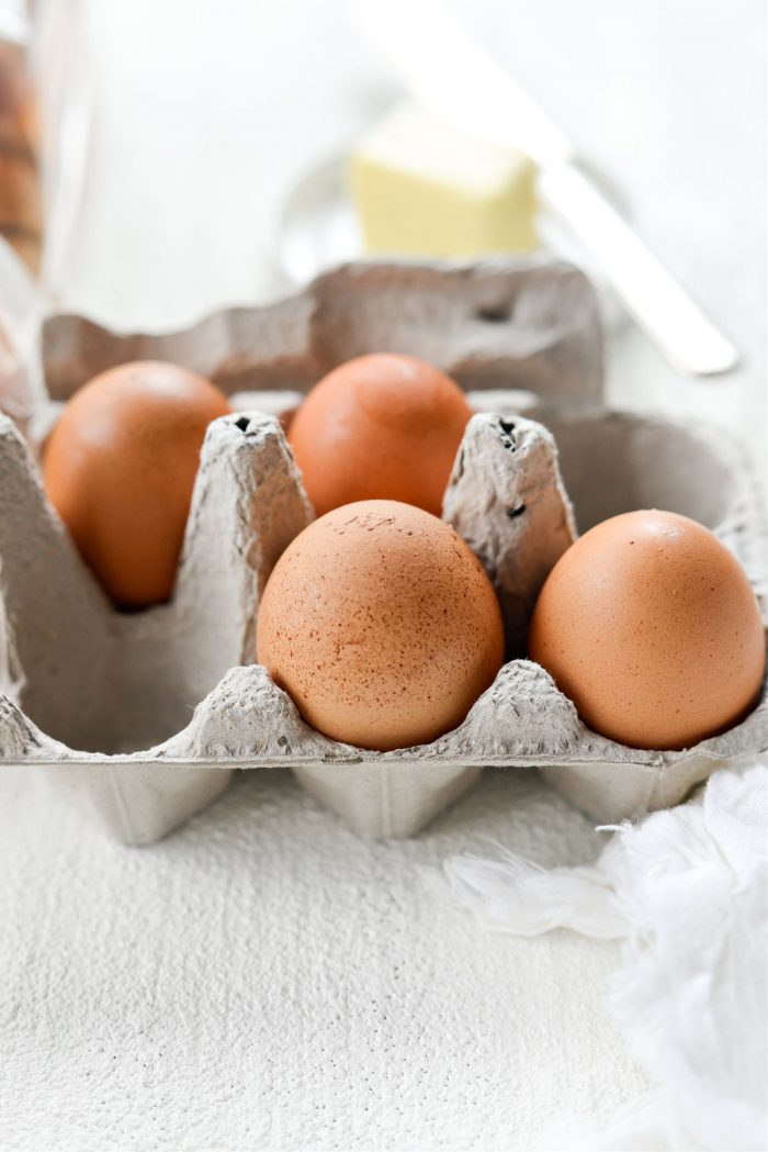 https://www.simplyscratch.com/wp-content/uploads/2021/03/Perfect-Soft-Boiled-Eggs-l-SimplyScratch.com-eggs-howto-softboiledeggs-softboiled-breakfast-brunch-2-700x1049.jpg