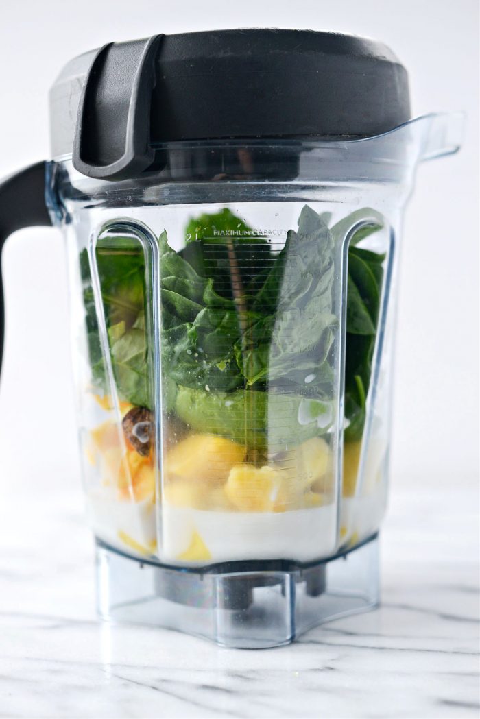 blender with smoothie ingredients