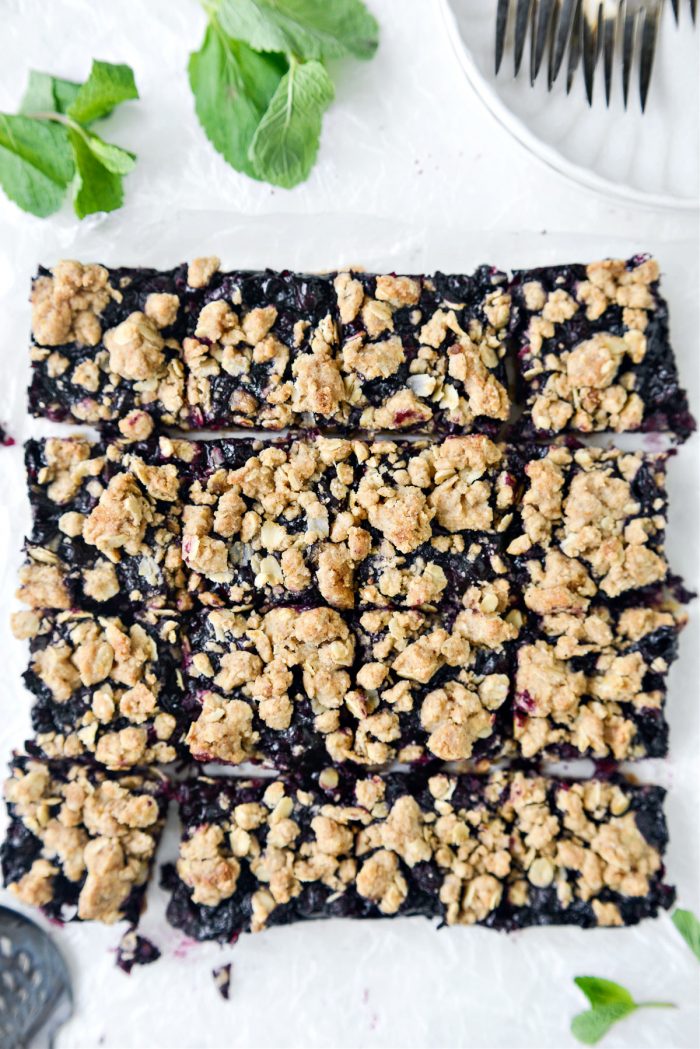 cut Blueberry Oatmeal Crumble Pie Bars