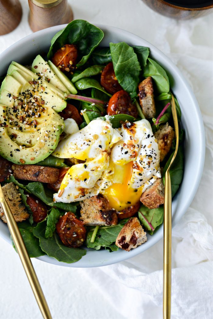 Simple Breakfast Salad