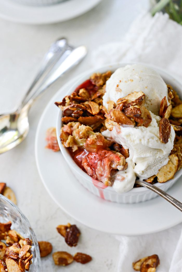 Strawberry Rhubarb Crisp