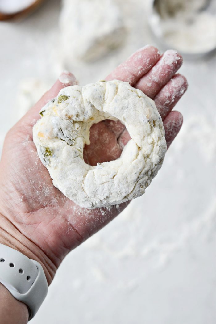 form into signature bagel shape