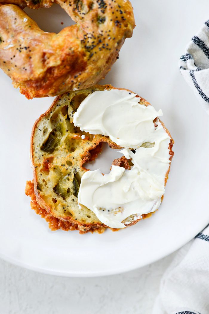 Air Fryer Jalapeno Cheddar Bagels