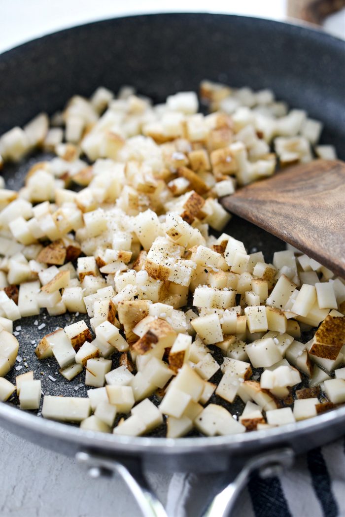 diced potatoes, s&p in skillet