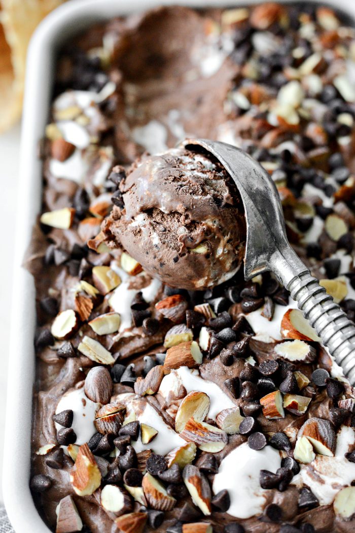 scoop No-Churn Heavenly Hash Ice Cream