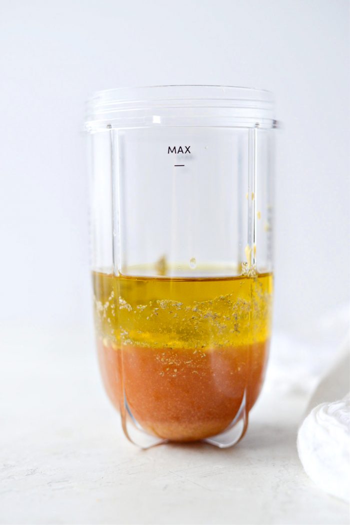 apple cider, oil and vinegar in blender