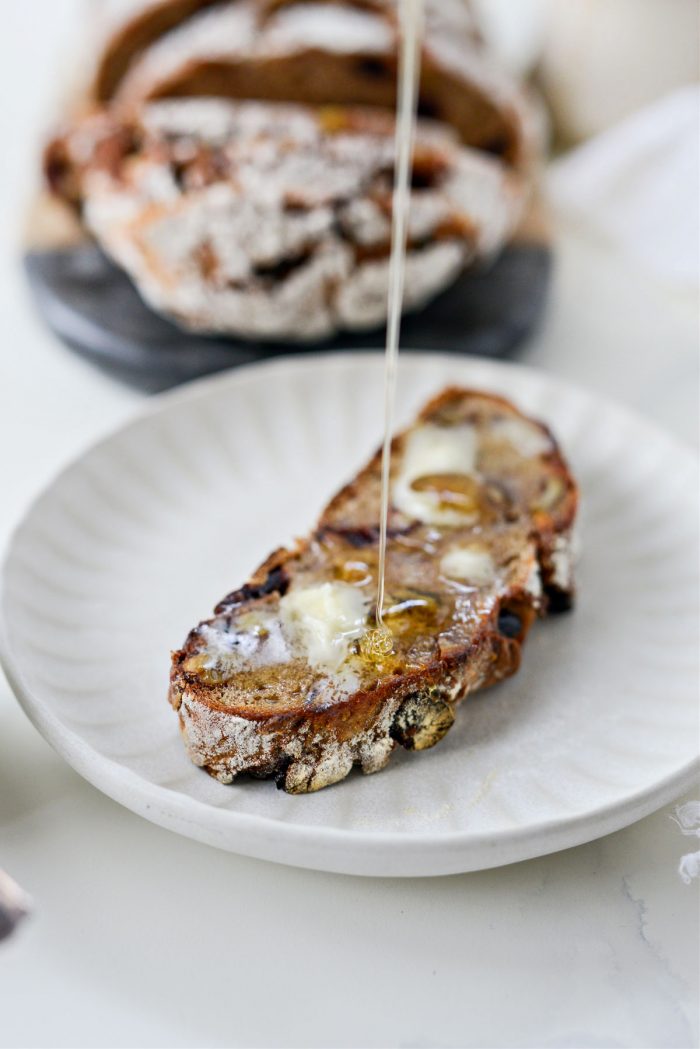 No-Knead Cranberry Walnut Bread