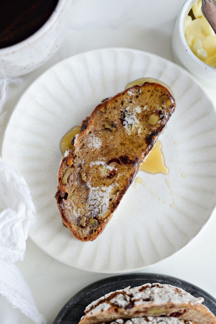 No-Knead Cranberry Walnut Bread