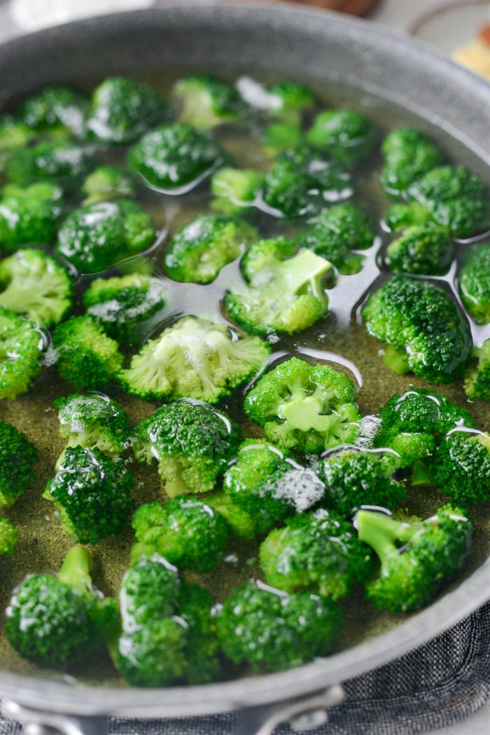 simmer broccoli florets