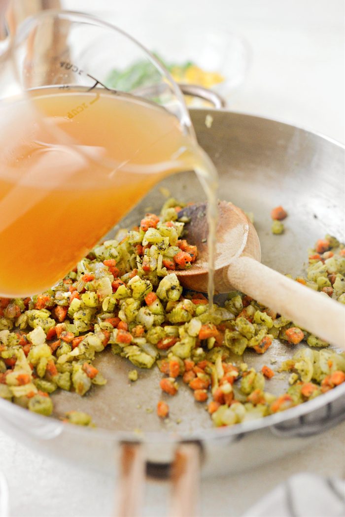 pour in turkey stock