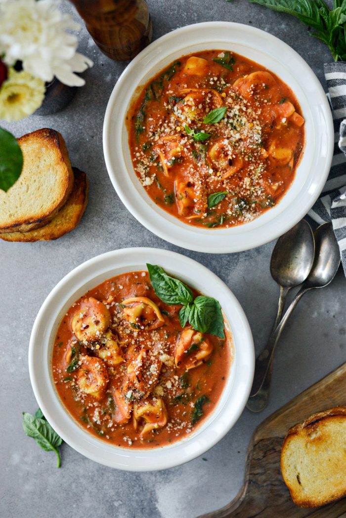 Creamy Tomato Parmesan Tortellini Soup