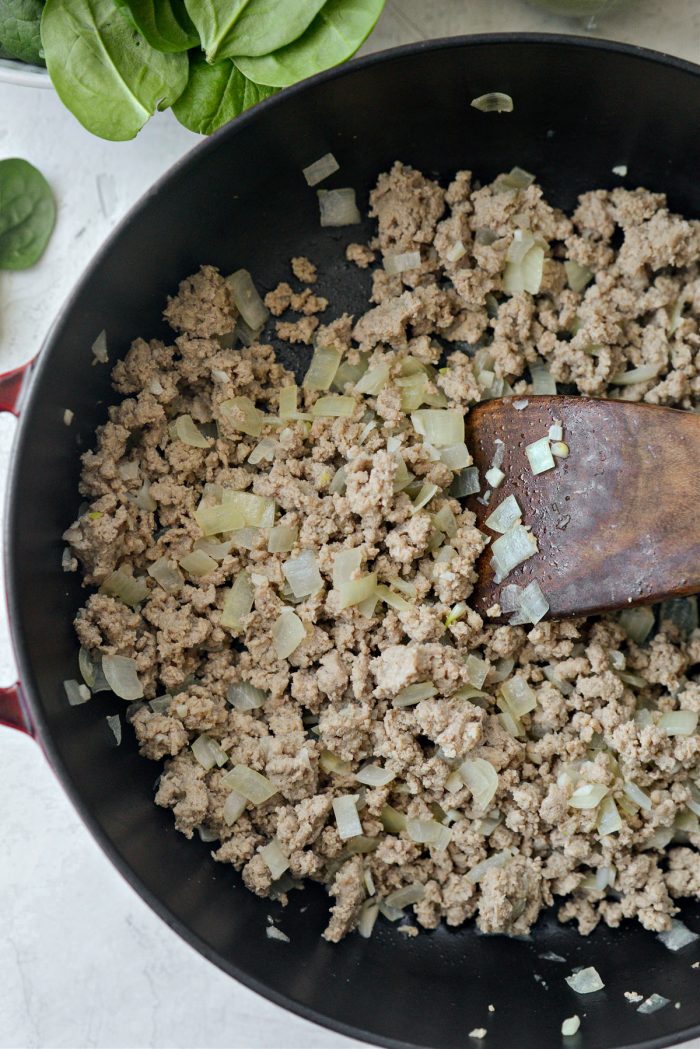 cooked ground turkey with onions and garlic