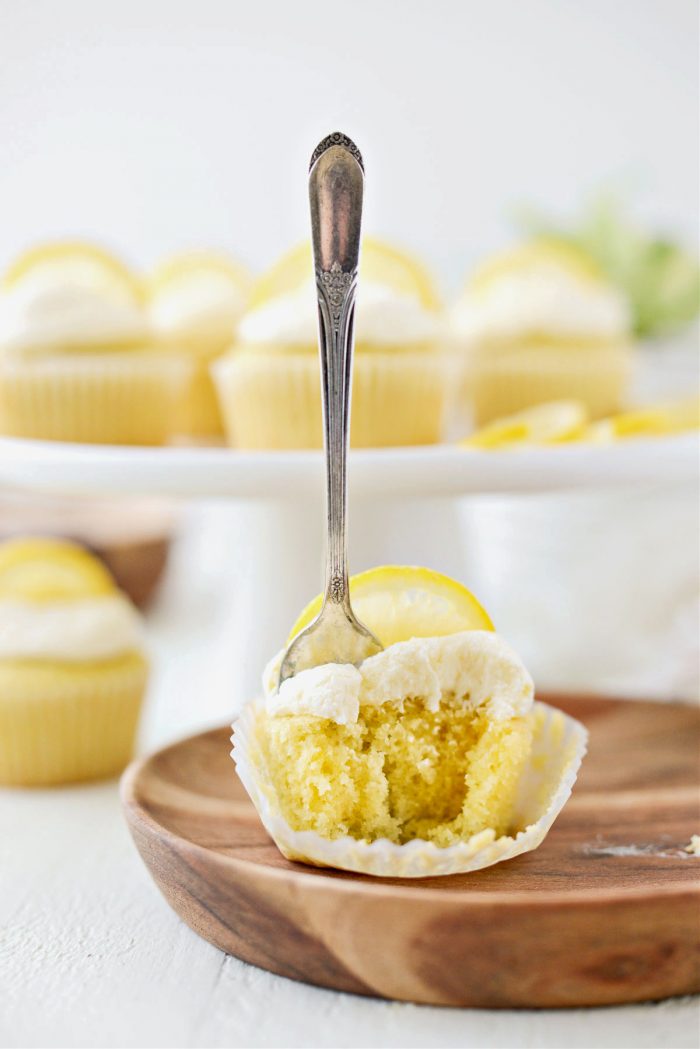 Lemon Cupcakes with Lemon Buttercream Frosting