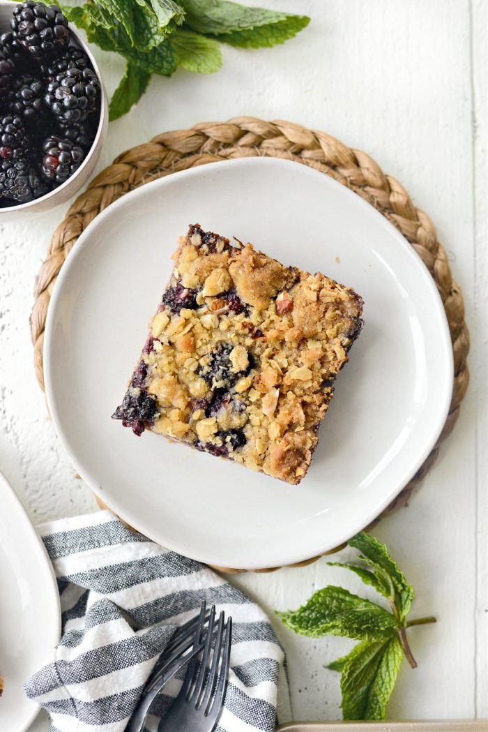 Blackberry Almond Streusel Bars