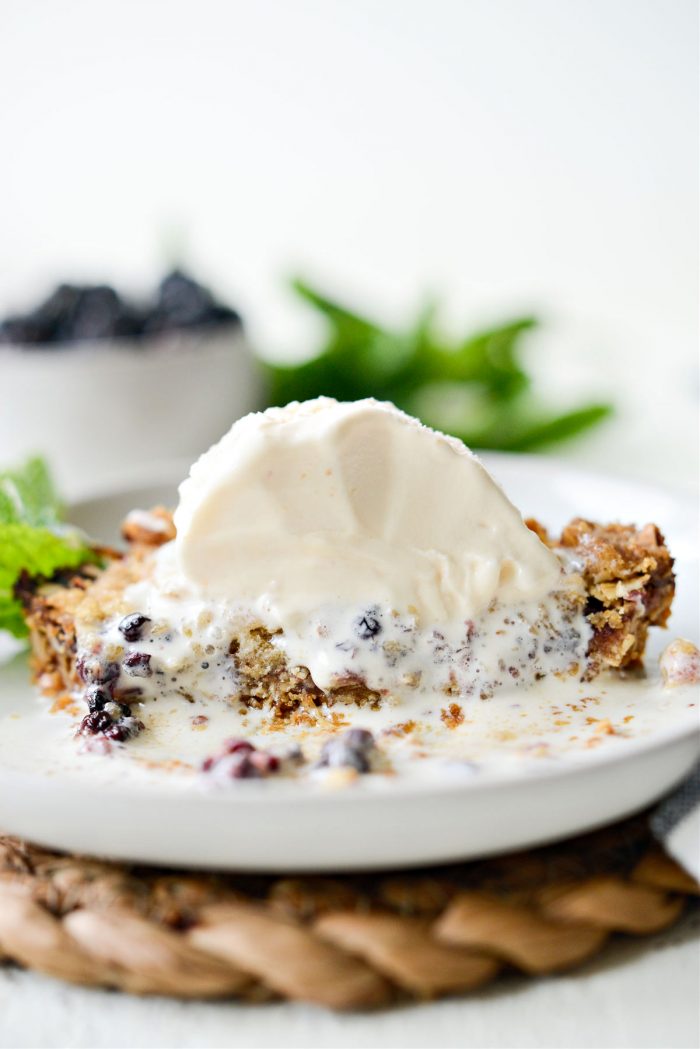 Blackberry Almond Streusel Bars