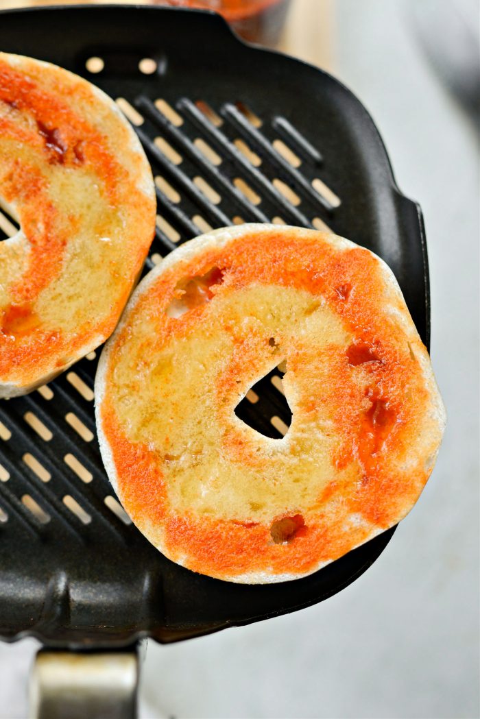 honey sriracha bagel on air fryer insert