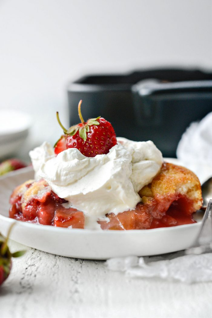 Homemade Strawberry Rhubarb Cobbler 