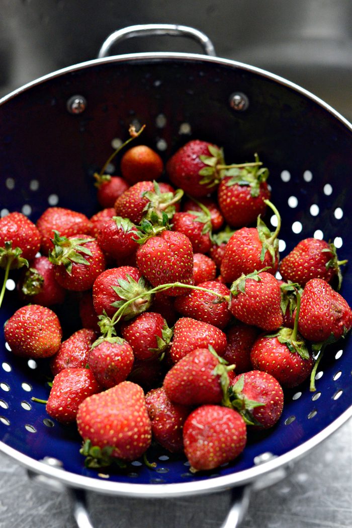 rinse strawberries