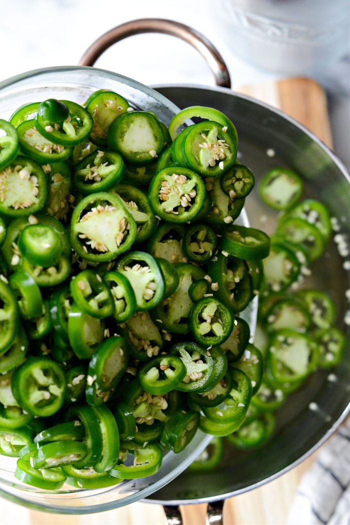 add jalapenos to pickling liquids