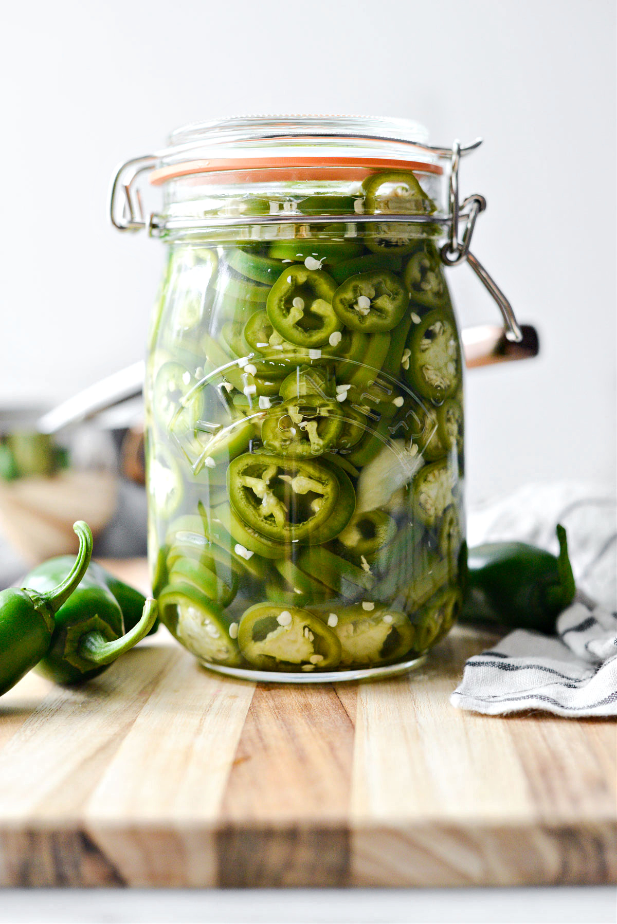 Quick 10 Minute Pickled Jalapenos