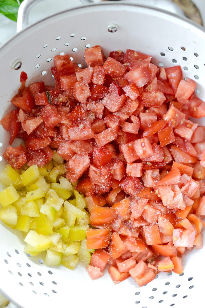 salt chopped tomatoes