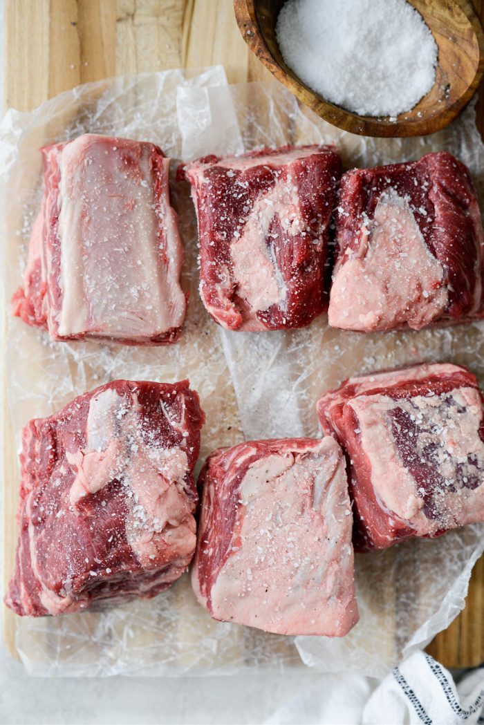 season short ribs with kosher salt