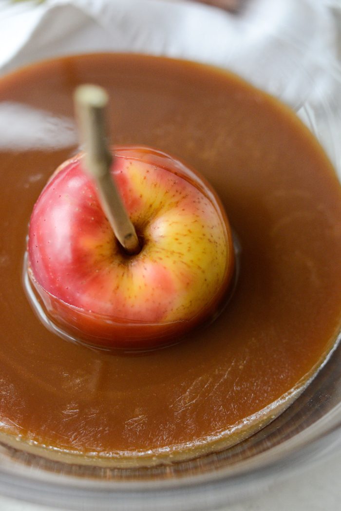 dip apples in caramel