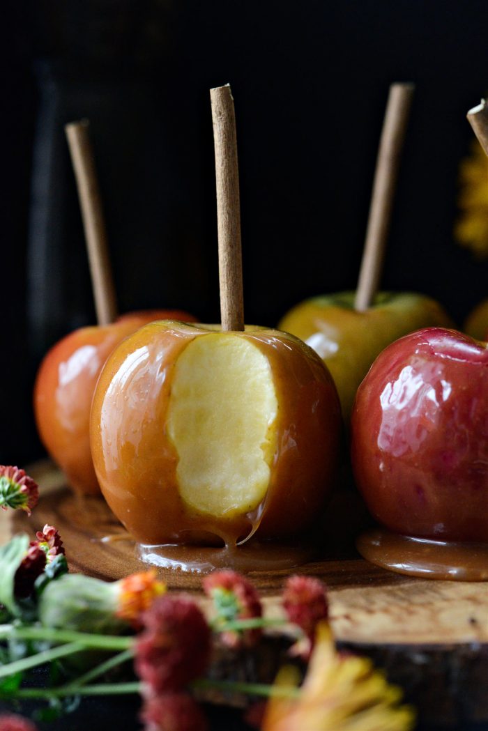 bite missing from Easy Homemade Caramel Apples