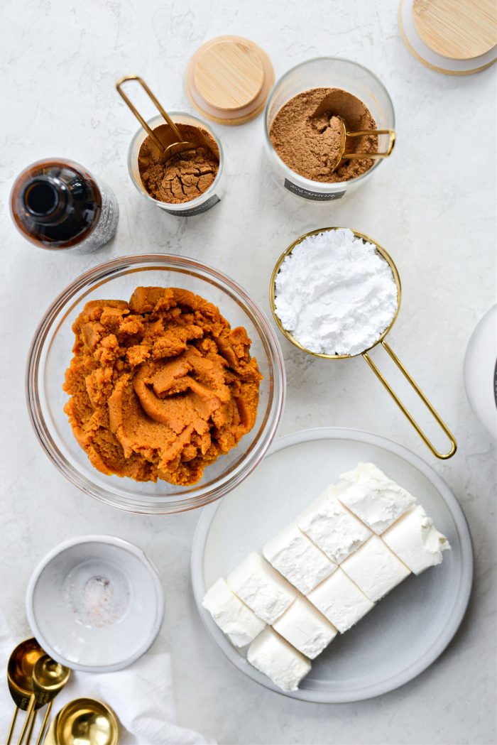 ingredients for creamy pumpkin dip
