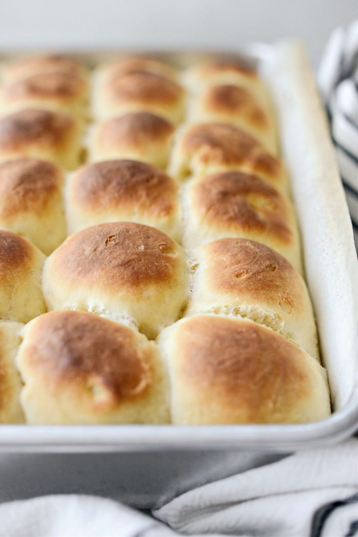 freshly baked Easy Homemade Dinner Rolls