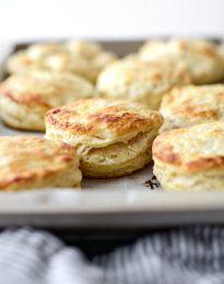 Easy Buttermilk Biscuits