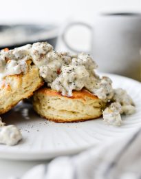 Homemade Spicy Breakfast Sausage Gravy