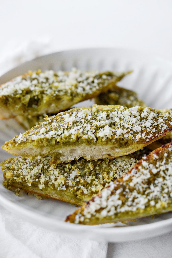 Pesto Garlic Bread