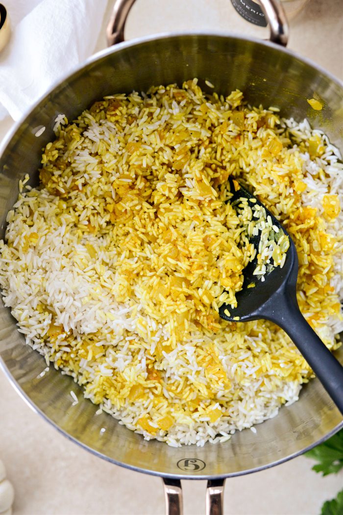 Roast rice for 2 minutes