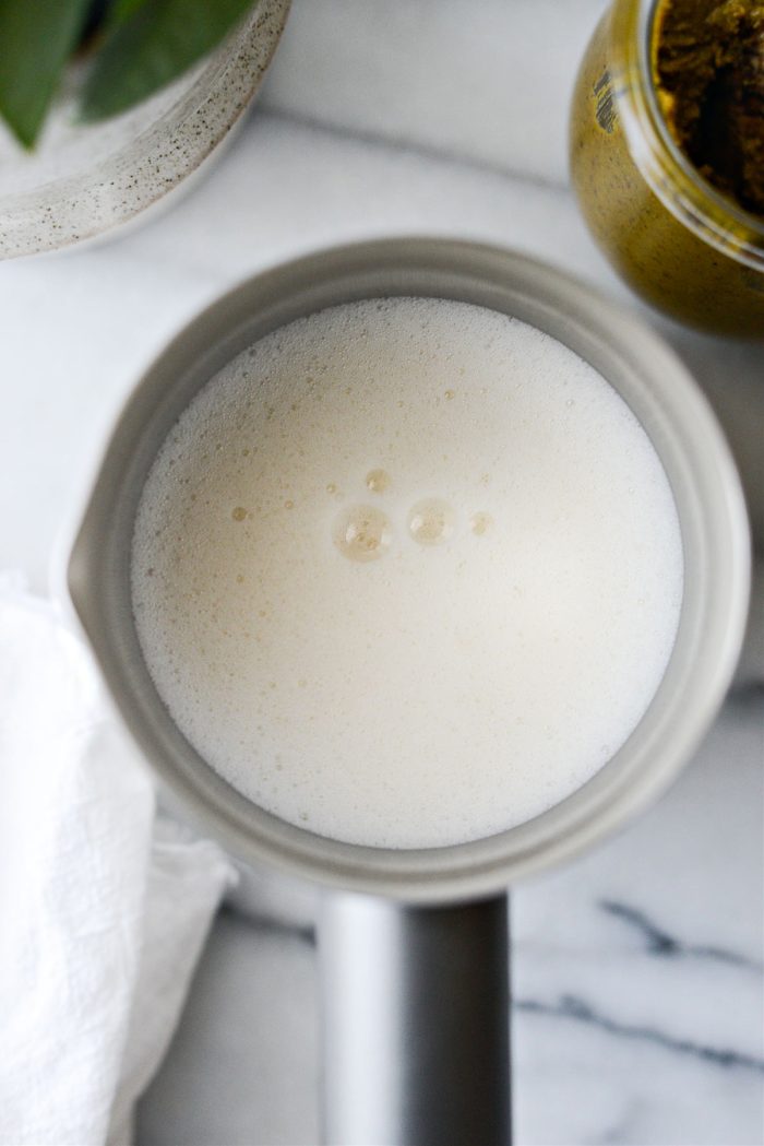 leche de avena espumada