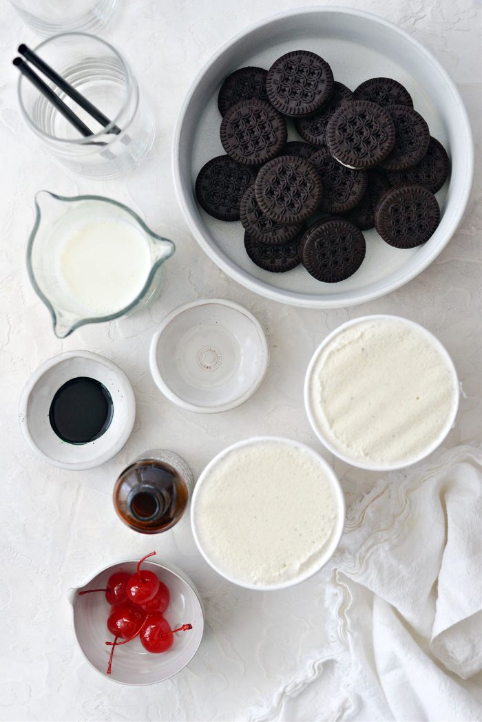 ingredients for Cookies and Cream Shamrock Shake