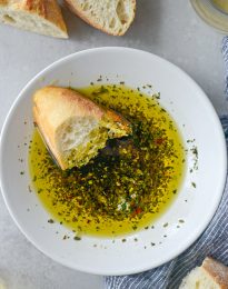 Garlic Herb Olive Oil Bread Dip