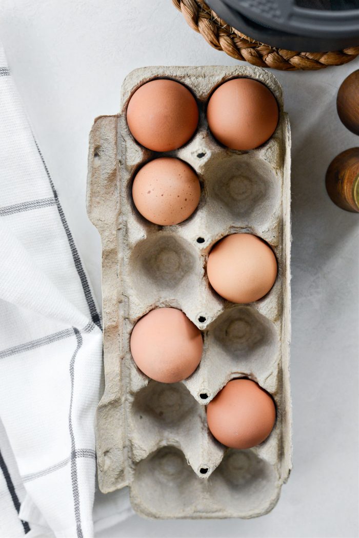 huevos en carton