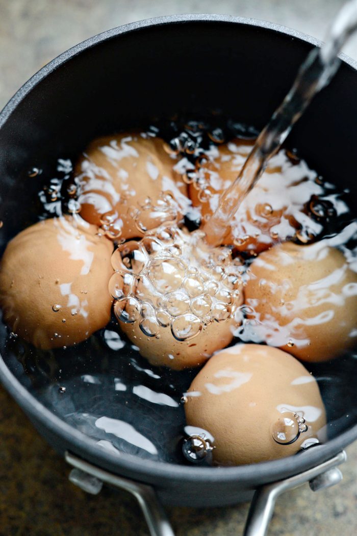 fill pot with water